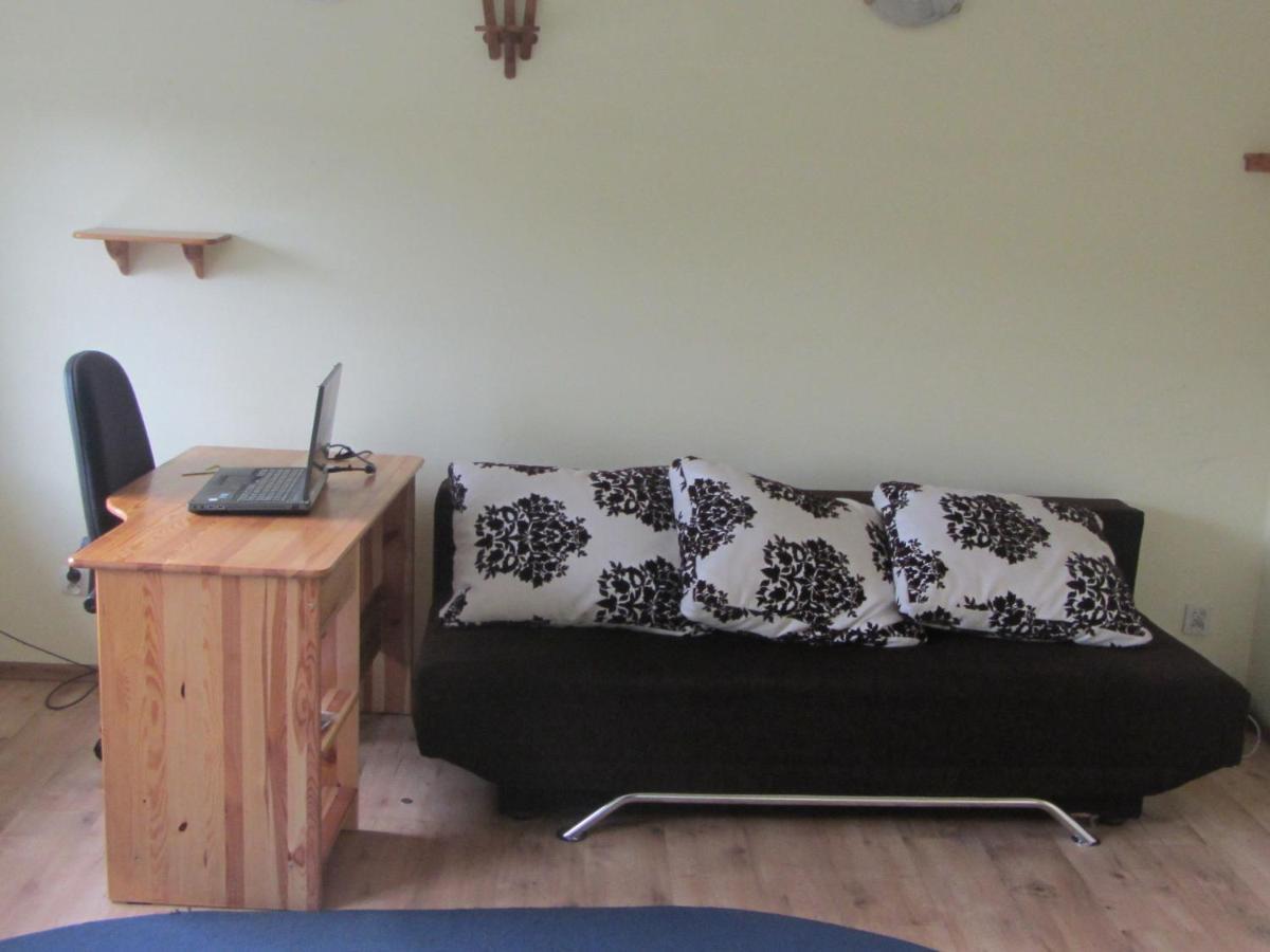 Spacious Holiday Home In Stara Kamienica With Pond المظهر الخارجي الصورة